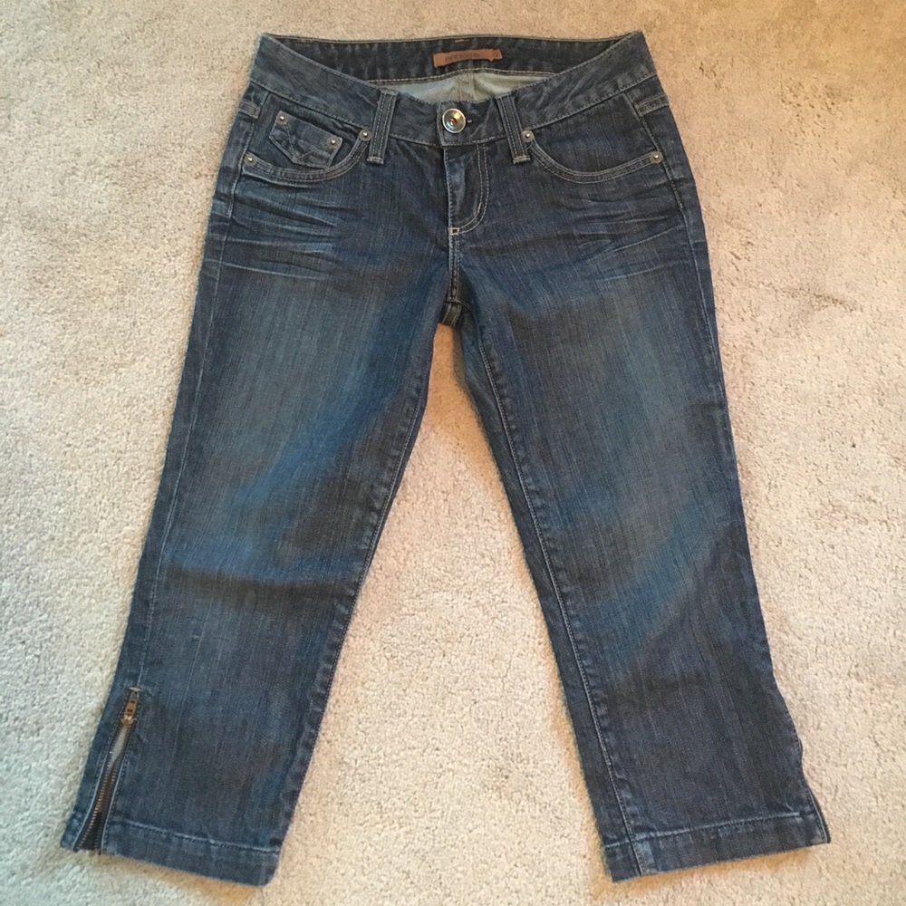 Arden B Ankle zip Capri jeans, size 4
